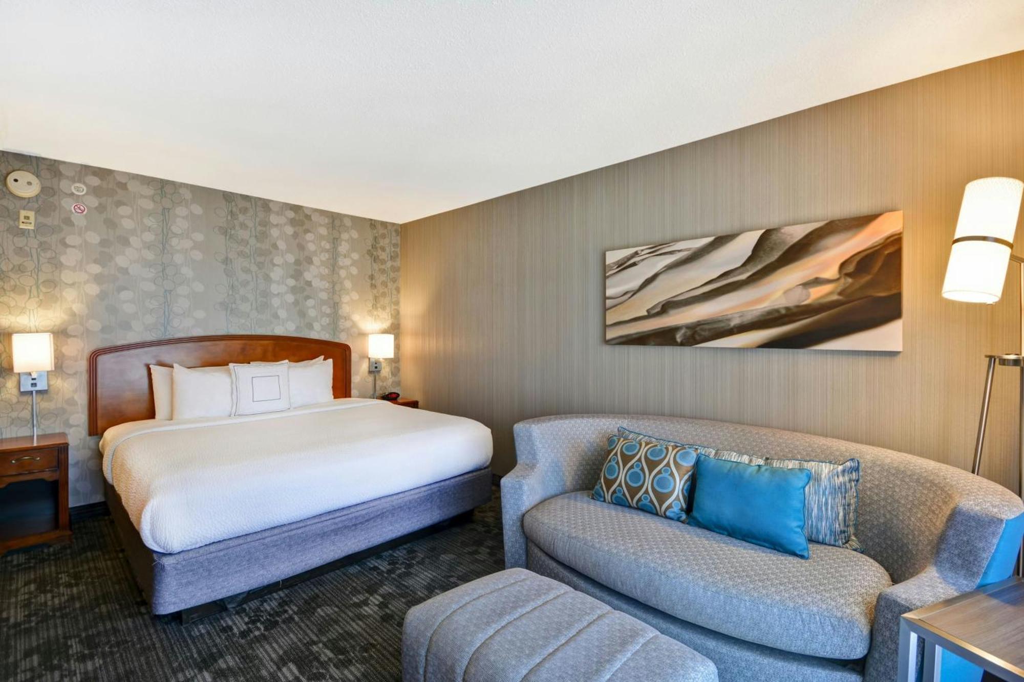 Courtyard By Marriott Springfield Hotel Ngoại thất bức ảnh