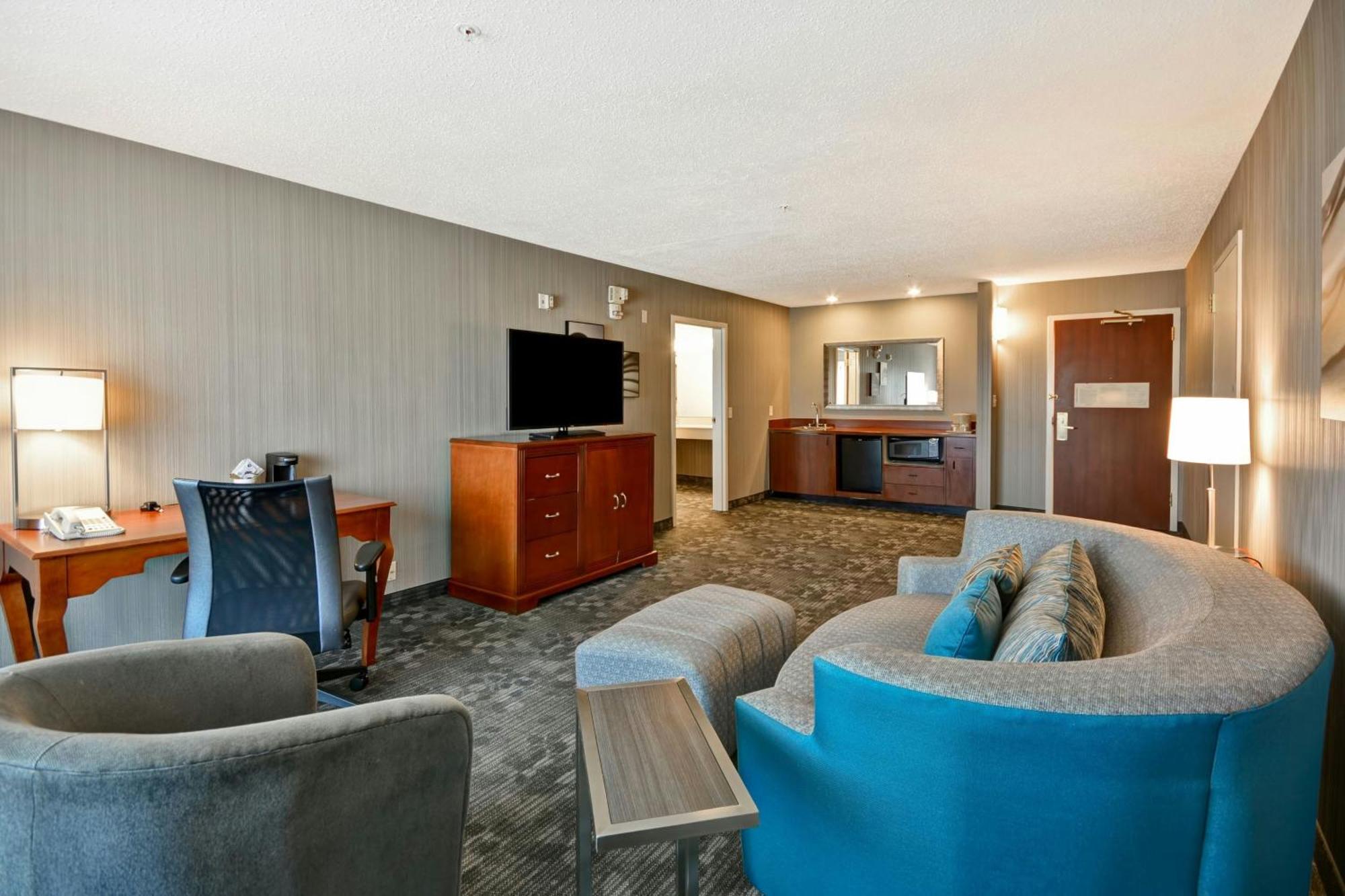 Courtyard By Marriott Springfield Hotel Ngoại thất bức ảnh