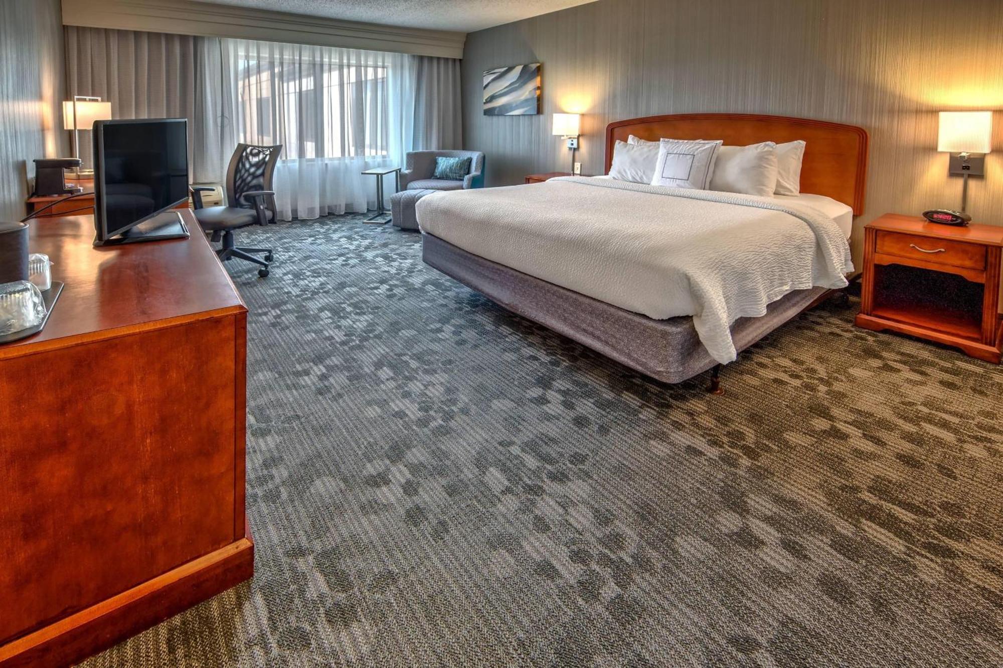 Courtyard By Marriott Springfield Hotel Ngoại thất bức ảnh