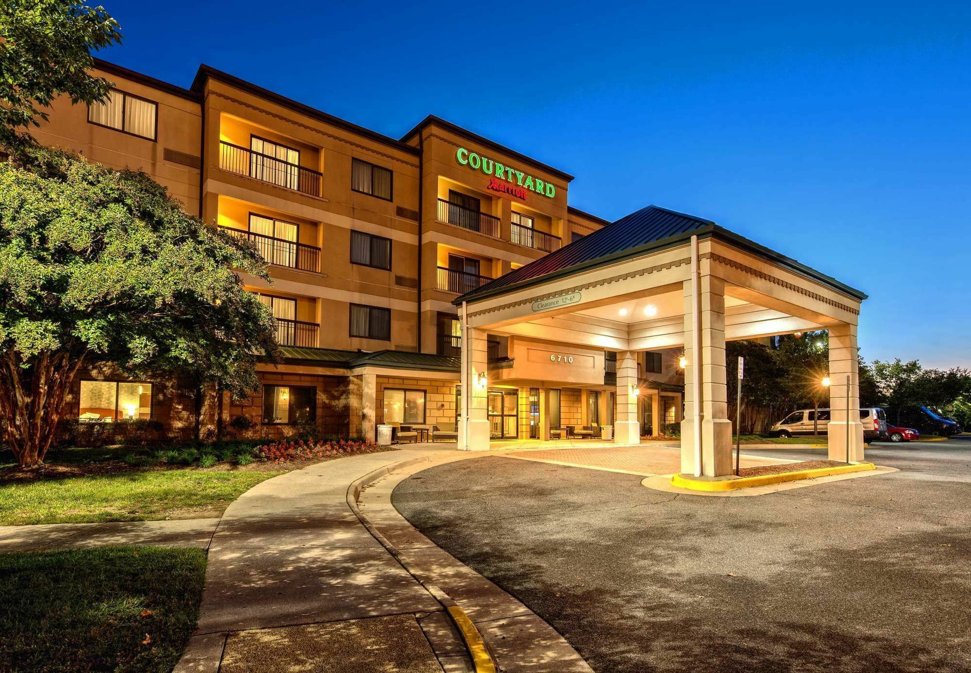 Courtyard By Marriott Springfield Hotel Ngoại thất bức ảnh